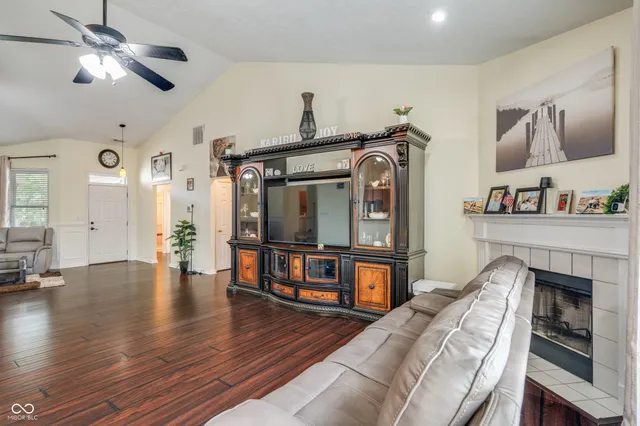 $310,995 | 1184 Turfway Drive, Avon, IN 46123