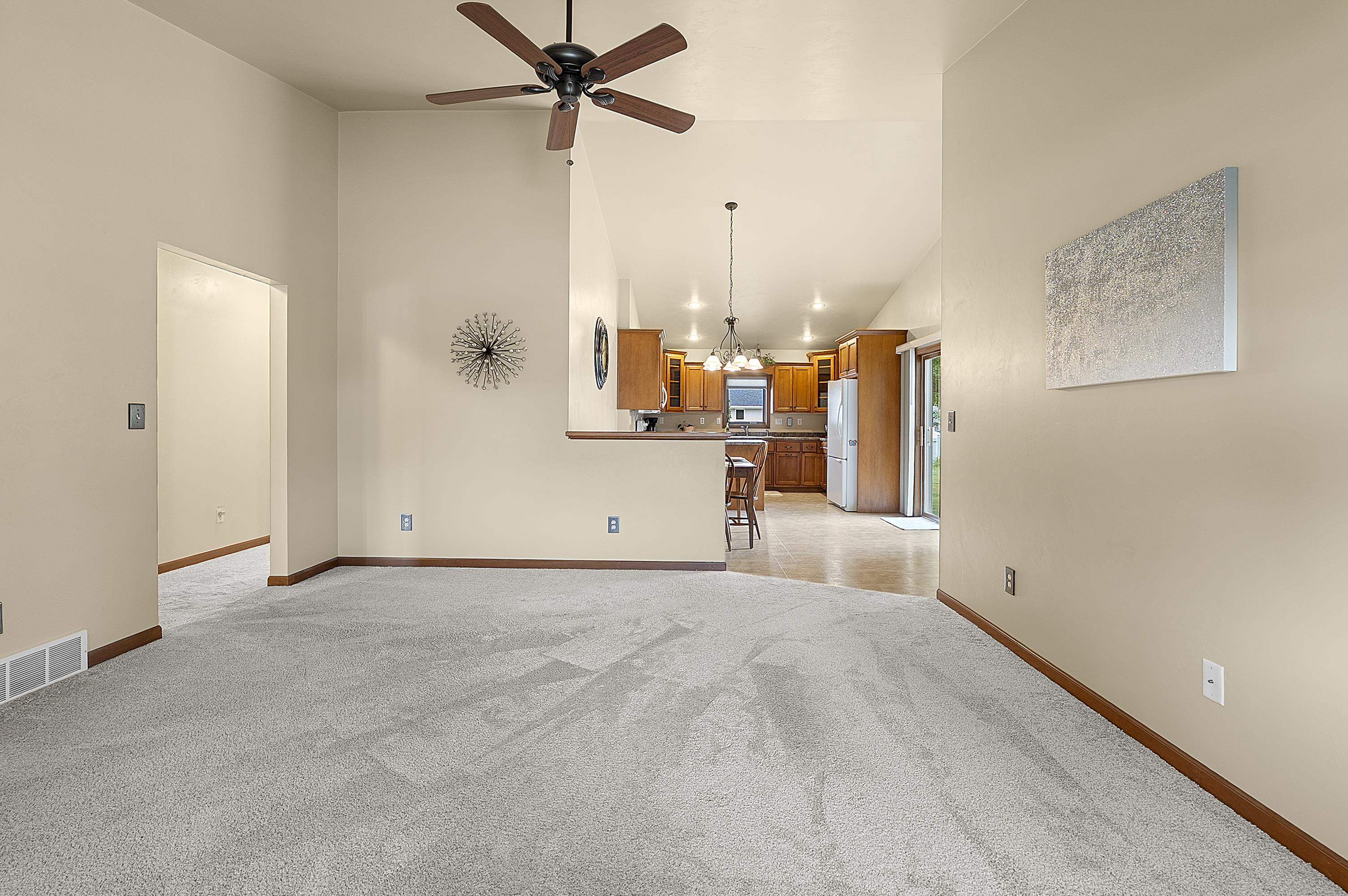 3162 Essen Road Green Bay, WI 54311 - Photo 10 of 58 Gallery Image 10