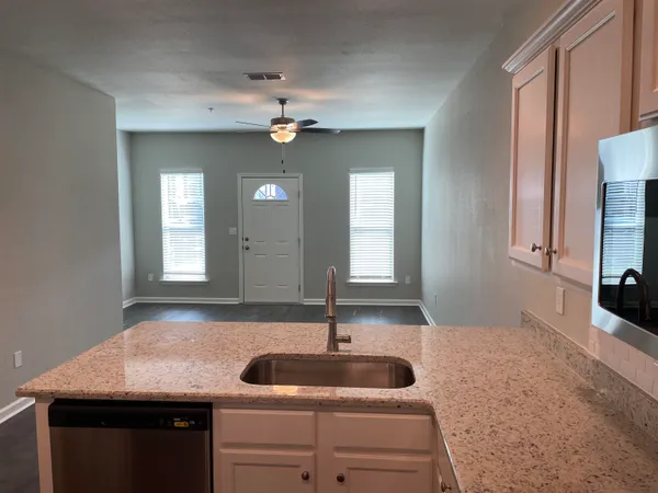 $1,450 | 2272 Del Carmel Way, Tallahassee, FL 32303