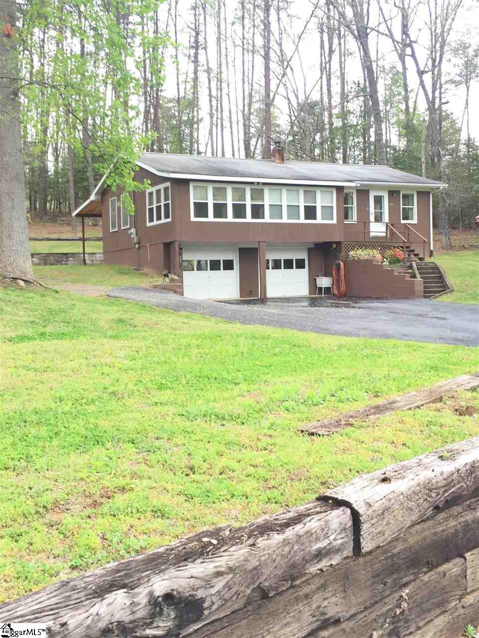 546 Connelly Road Pickens, SC 29671 - Photo 4 of 34
