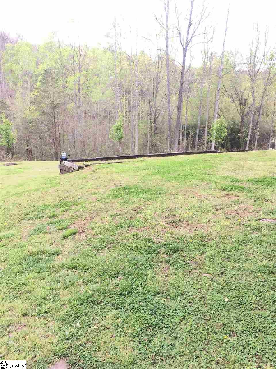 546 Connelly Road Pickens, SC 29671 - Photo 10 of 34