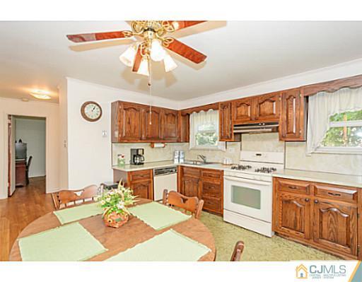 78 Tunison Road New Brunswick, NJ 08901 - Photo 5 of 13