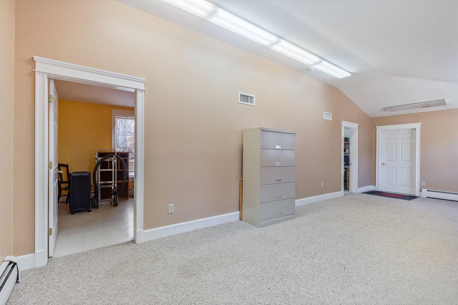 36 Silver Street Waterville, ME 04901 - Photo 16 of 50 Side Entry Room