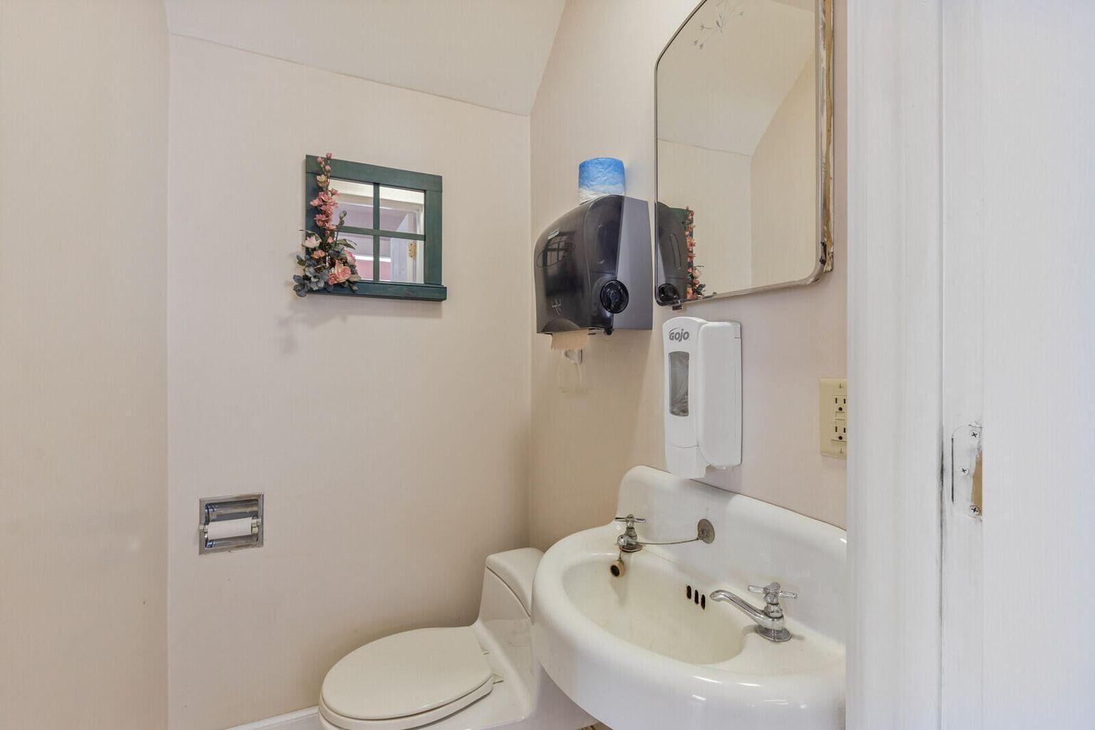 36 Silver Street Waterville, ME 04901 - Photo 30 of 50 1st Floor Bath