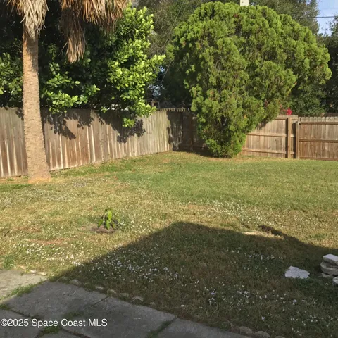 $1,800 | 2360 Warwick Road, Melbourne, FL 32935