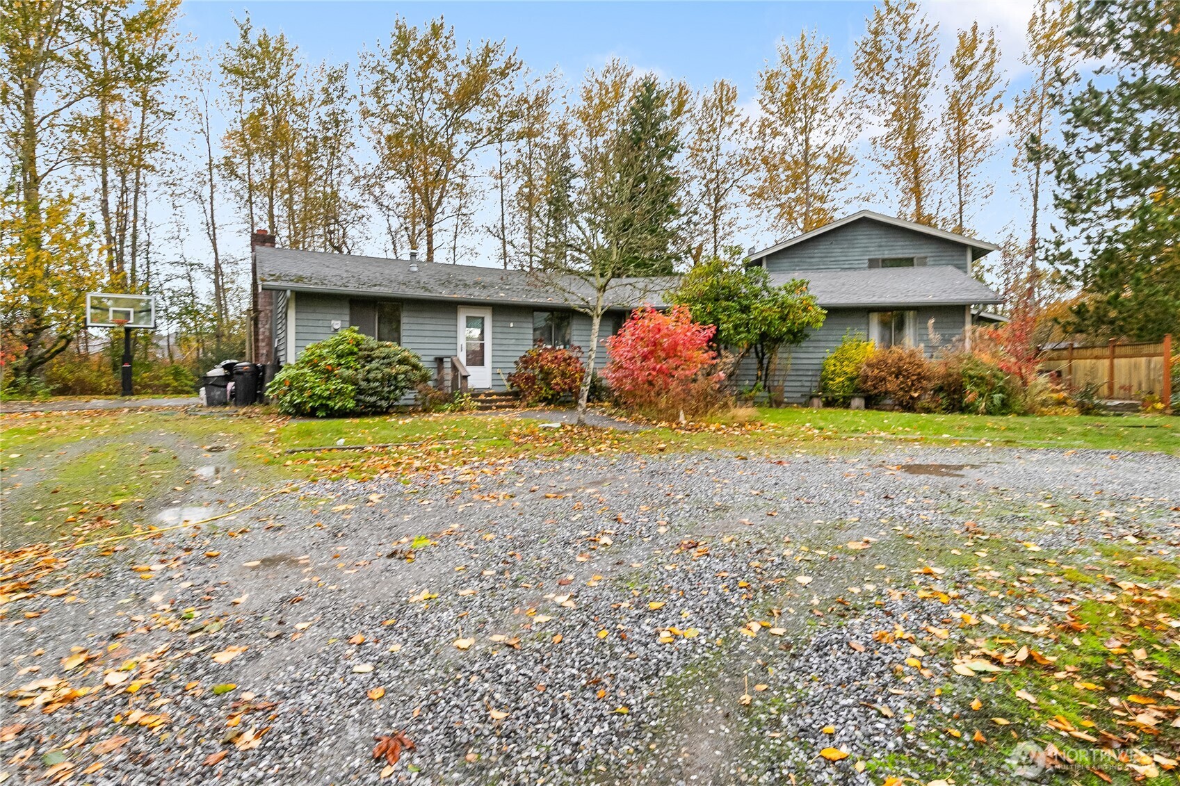 4777 Guide Meridian Bellingham, WA 98226 - Photo 13 of 34 a front view of a house with a yard and garage