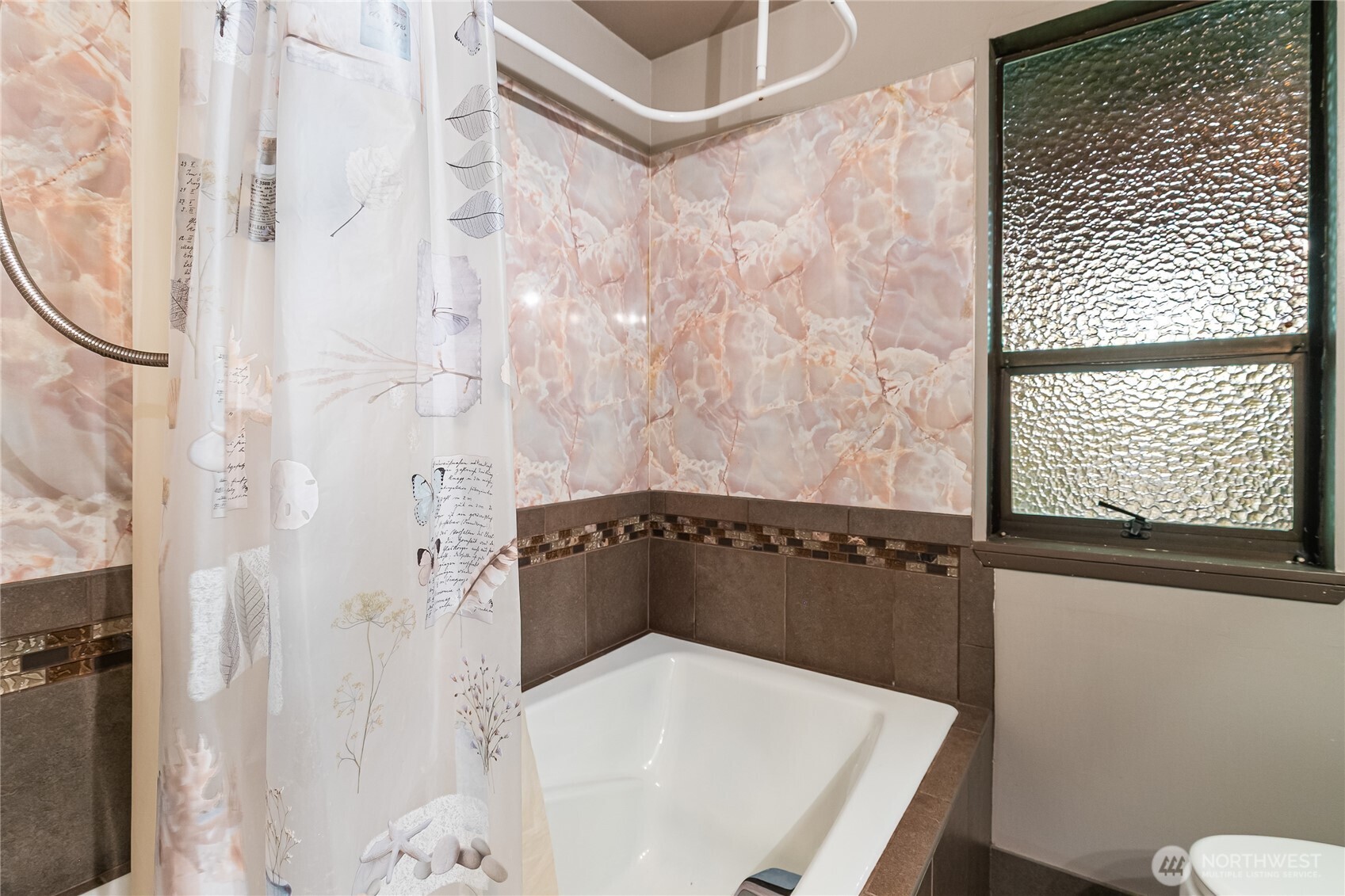 4777 Guide Meridian Bellingham, WA 98226 - Photo 21 of 34 a bathroom with a sink and a shower