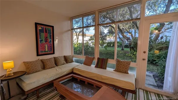 $147,800 | 2950 Southeast Ocean Boulevard, Unit 52, Stuart, FL 34996