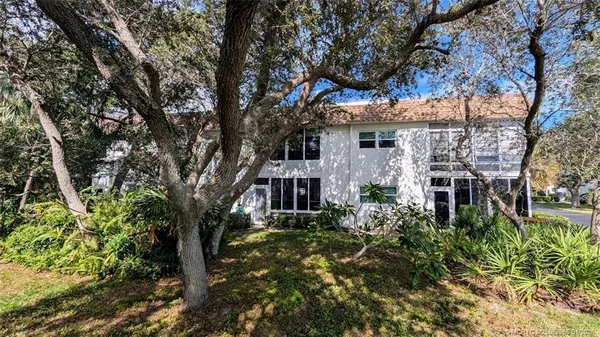 $147,800 | 2950 Southeast Ocean Boulevard, Unit 52, Stuart, FL 34996