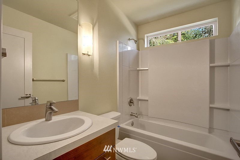 22124 1st Drive Southeast Bothell, WA 98021 - Photo 11 of 13