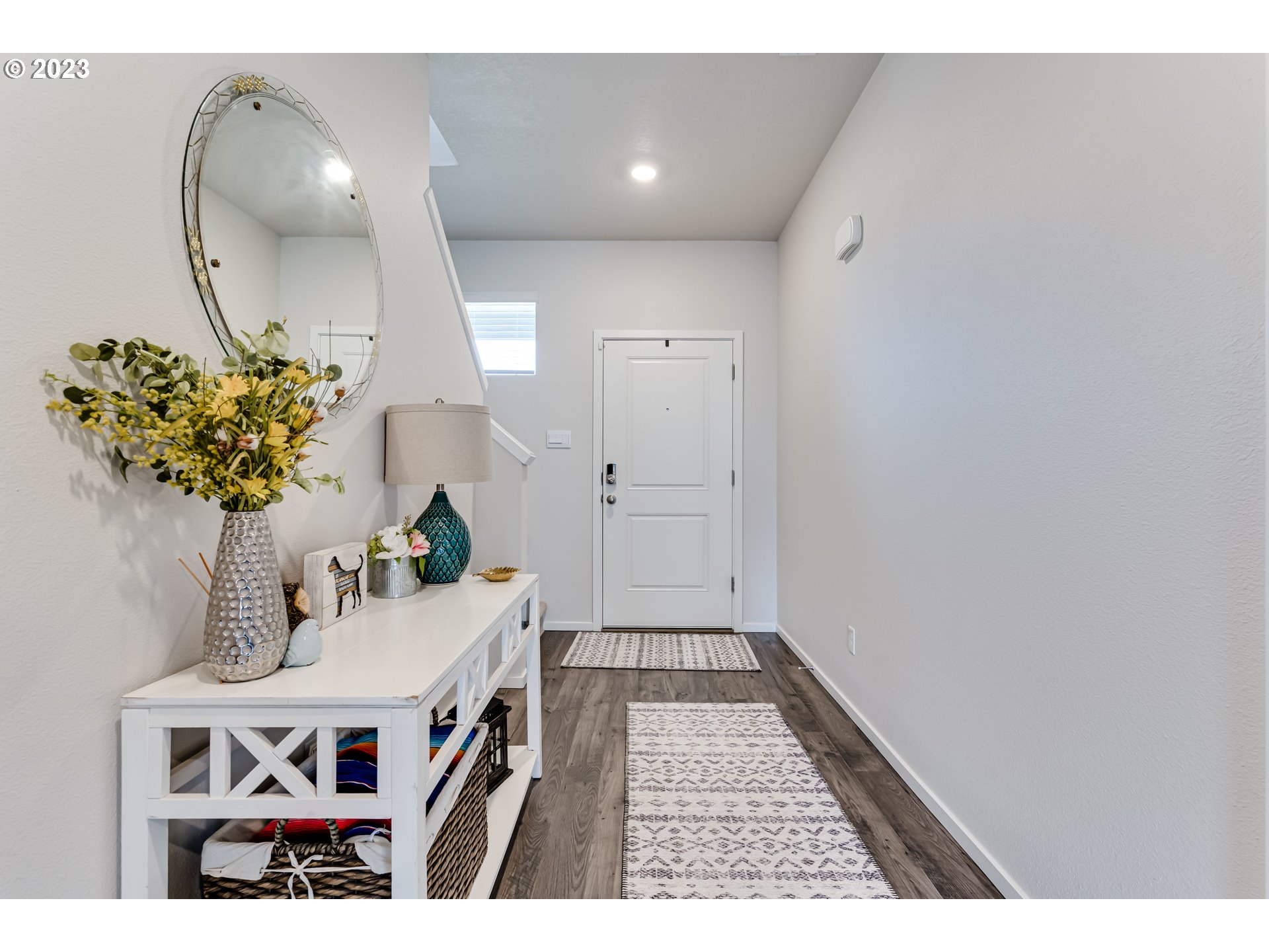 2951 Fenya Street Springfield, OR 97477 - Photo 2 of 32 a view of an entryway with wooden floor