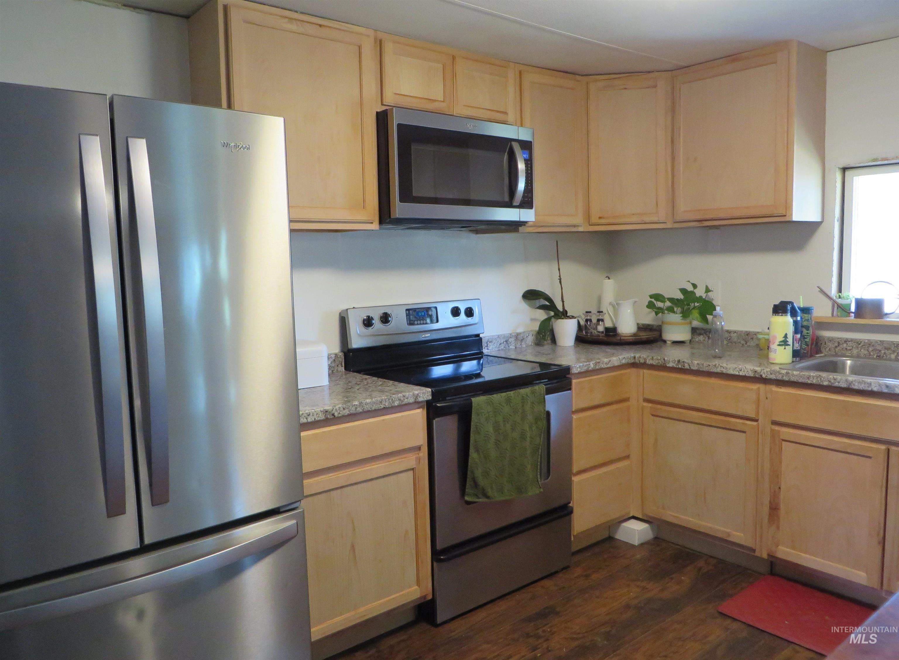 937 Indianhead Road Weiser, ID 83672 - Photo 3 of 36