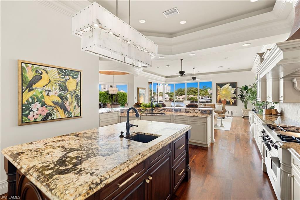 345 Devils Bight Naples, FL 34103 - Photo 7 of 21