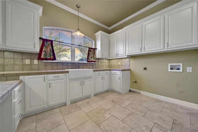 $864,990 | 8315 Anastasia Avenue, Beaumont, TX 77705