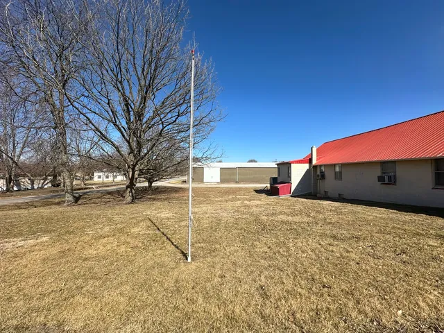 $49,900 | 110 4th Street, De Land, IL 61839