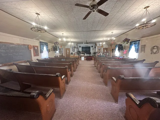 $49,900 | 110 4th Street, De Land, IL 61839