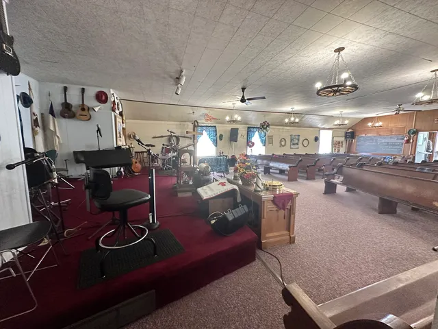 $49,900 | 110 4th Street, De Land, IL 61839