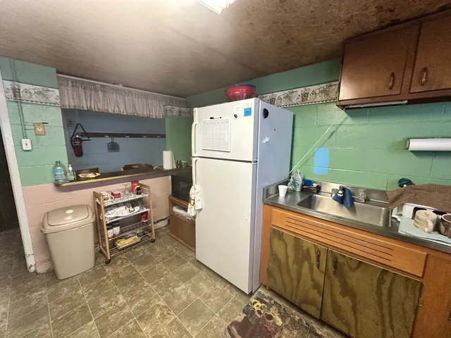 $49,900 | 110 4th Street, De Land, IL 61839