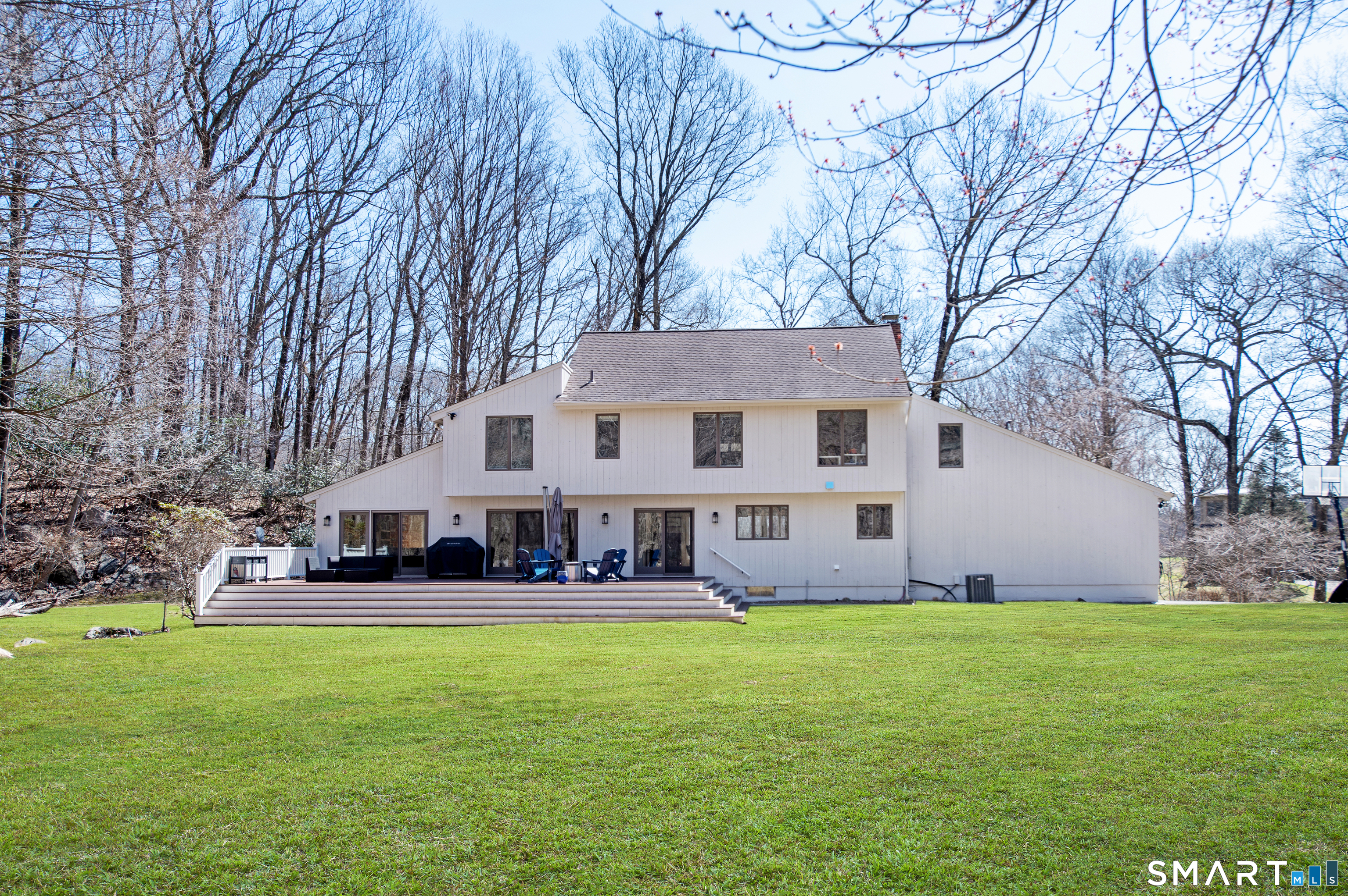 37 Ketcham Road Ridgefield, CT 06877 - Photo 26 of 31