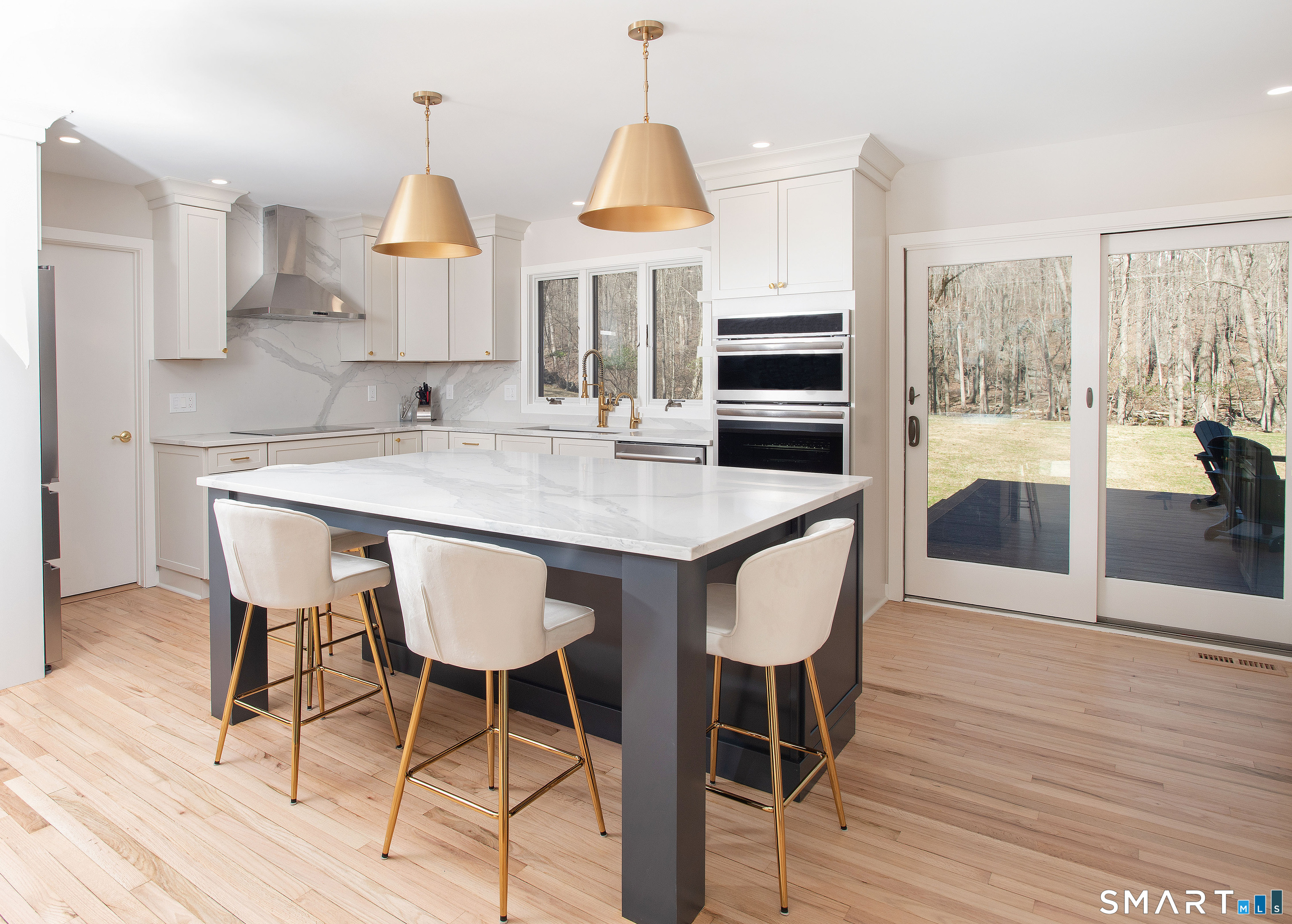 37 Ketcham Road Ridgefield, CT 06877 - Photo 3 of 31