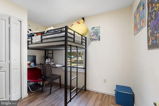 a view of a hallway with workspace