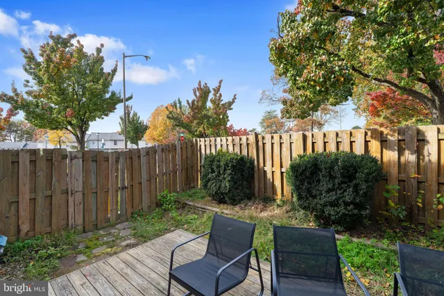 $2,400 | 520 Kingdom Court, Odenton, MD 21113