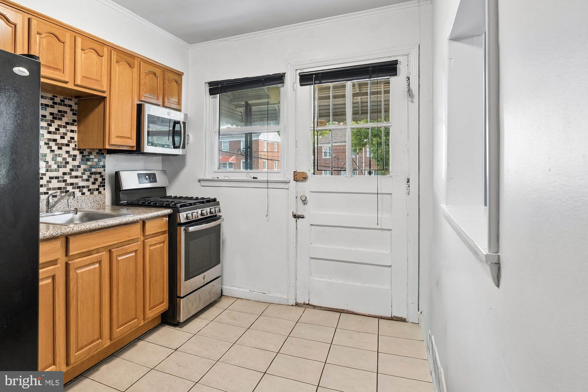 838 Bradhurst Road Baltimore, MD 21212 - Photo 7 of 20 Gallery Image 7