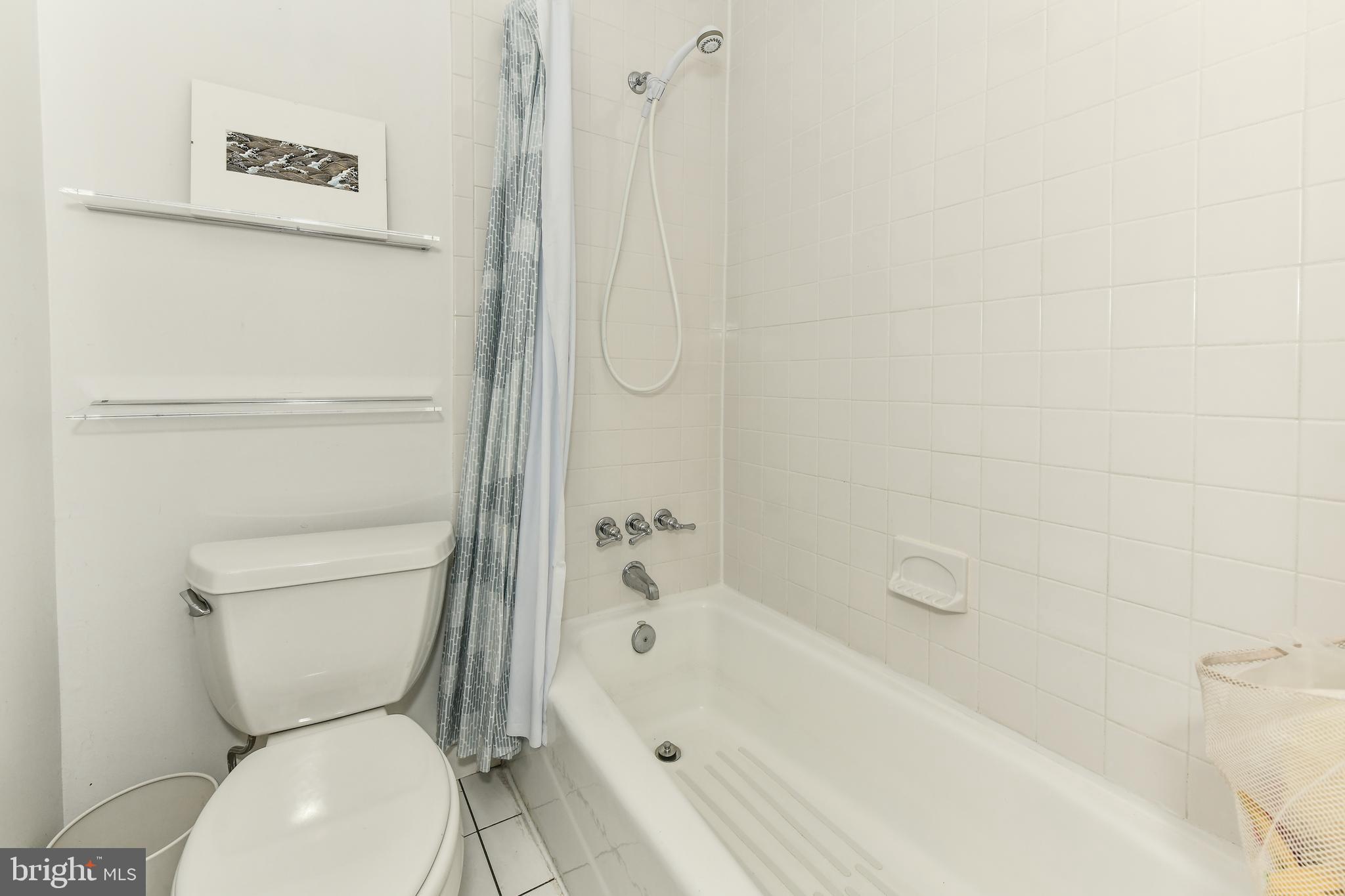 11740 Indian Ridge Road Reston, VA 20191 - Photo 20 of 32