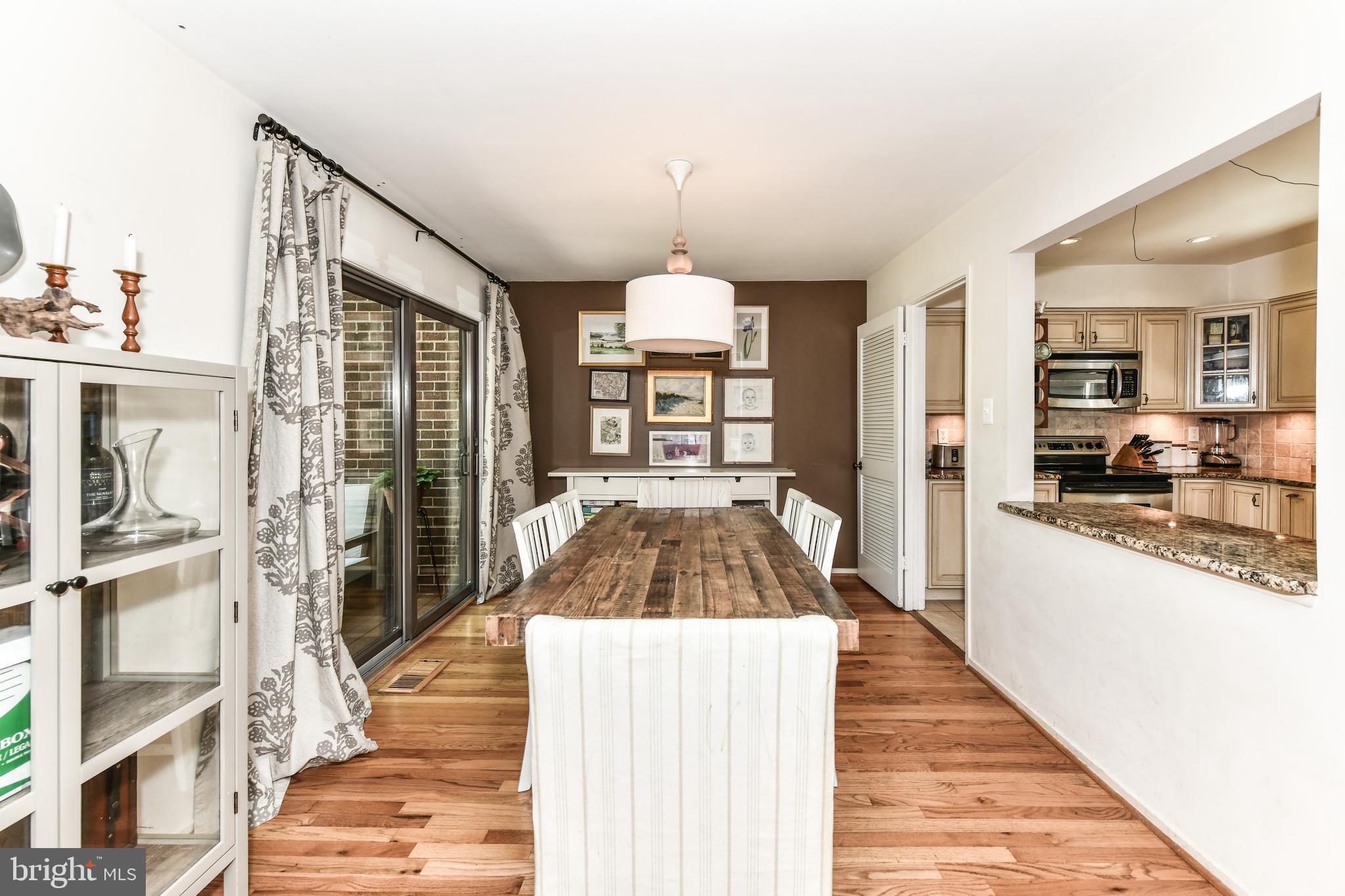 11740 Indian Ridge Road Reston, VA 20191 - Photo 10 of 32