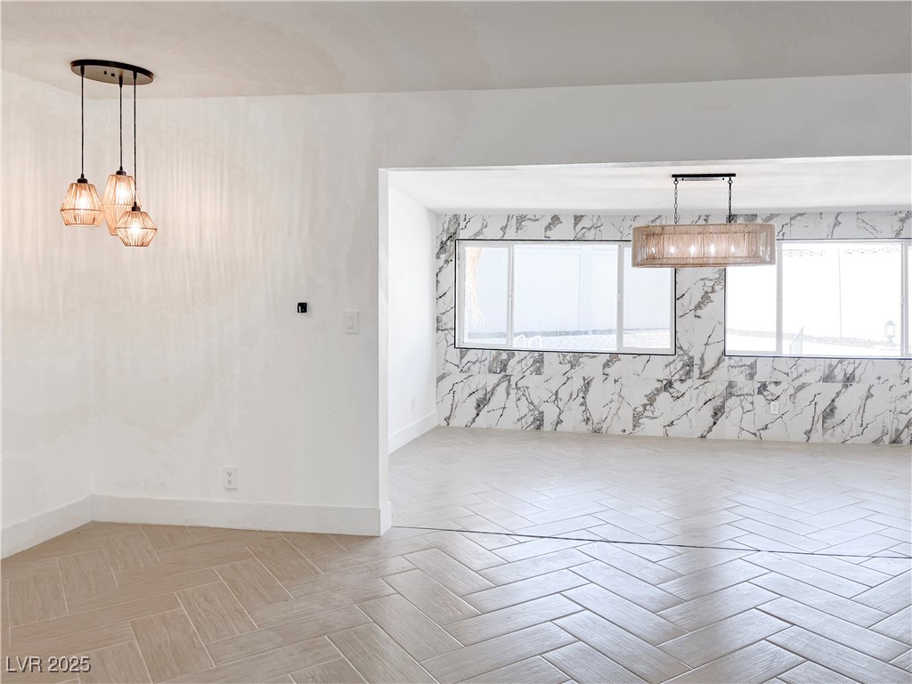 4501 South Woodcrest Road Las Vegas, NV 89121 - Photo 20 of 78 sitting room off entery/dining
