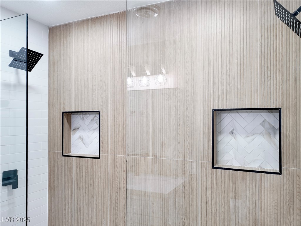 4501 South Woodcrest Road Las Vegas, NV 89121 - Photo 47 of 78 Bathroom view of tiled shower