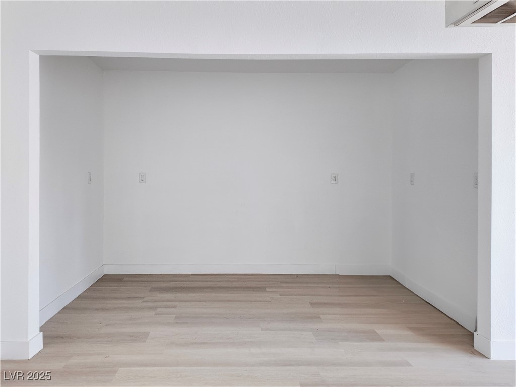 4501 South Woodcrest Road Las Vegas, NV 89121 - Photo 64 of 78 WORKSHOP/STUDIO with light wood-style flooring