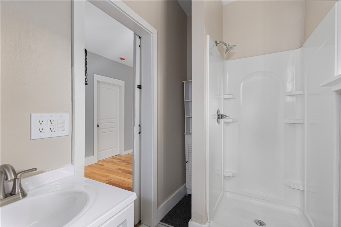 427 Spring Street, Unit 1 Newport, RI 02840 - Photo 9 of 15