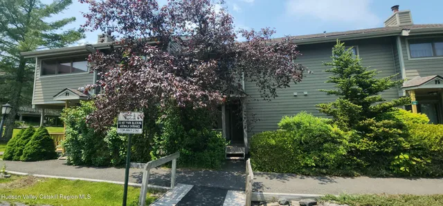 $399,000 | 56 Highlands Lane, Unit F3, Hunter, NY 12442