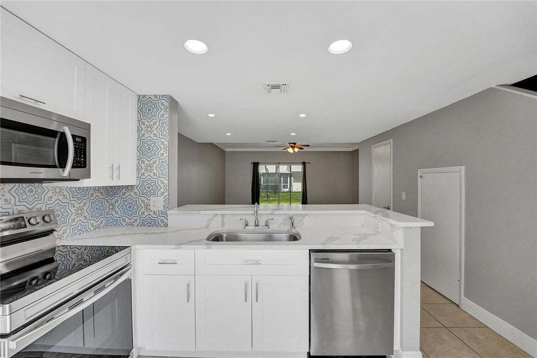 55 Southwest 3rd Street Pompano Beach, FL 33060 - Photo 2 of 34 Photo 2