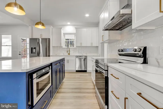 a view of stove top oven