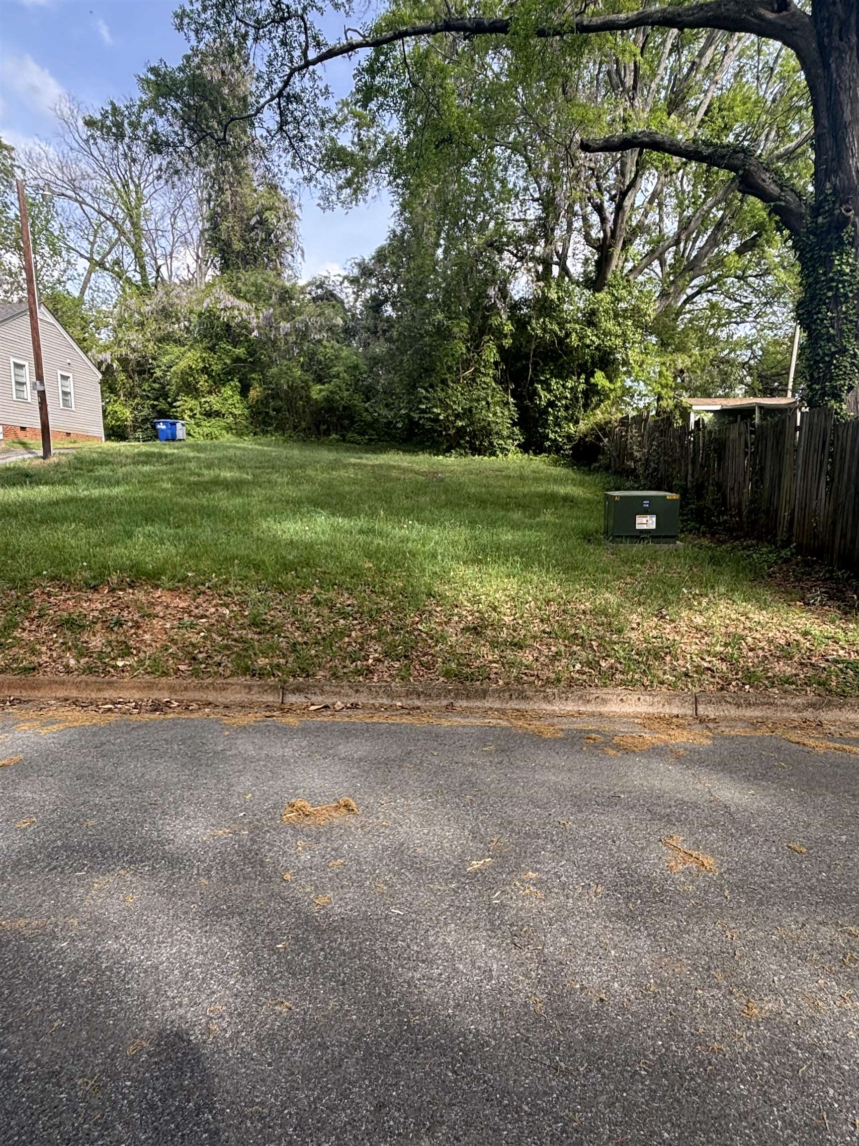 113 Timothy Street Spartanburg, SC 29306 - Photo 3 of 5