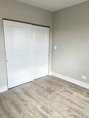 $1,900 | 722 North Austin Boulevard, Unit 2E, Oak Park, IL 60302