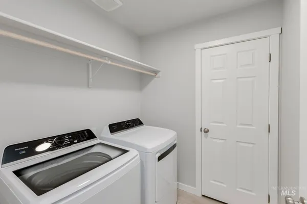 $317,990 | 119 Caribou Street, Horseshoe Bend, ID 83629