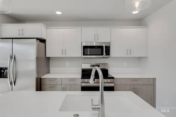 $317,990 | 119 Caribou Street, Horseshoe Bend, ID 83629