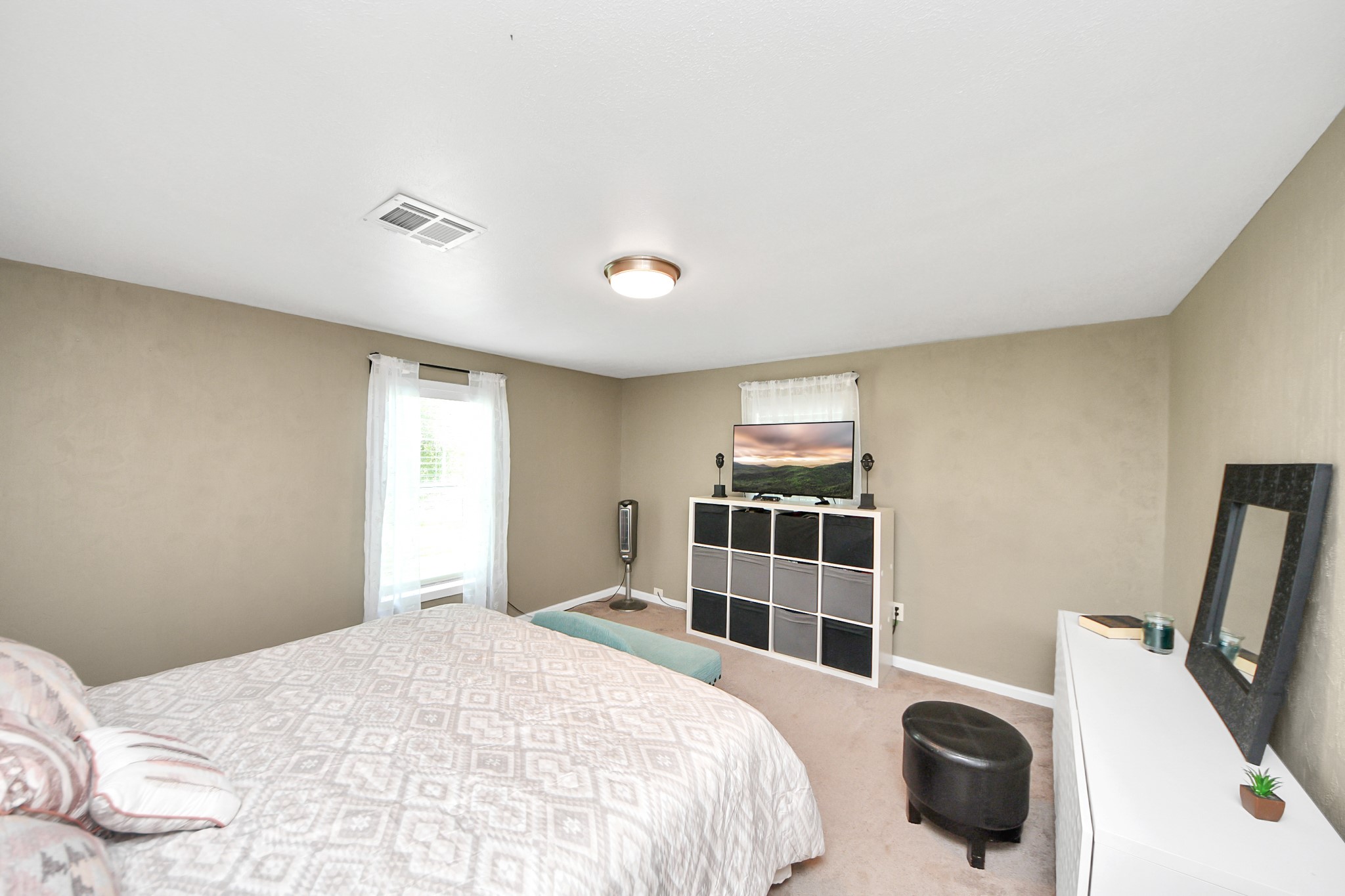 9832 Providence Road Needville, TX 77461 - Photo 16 of 41 Primary Bedroom