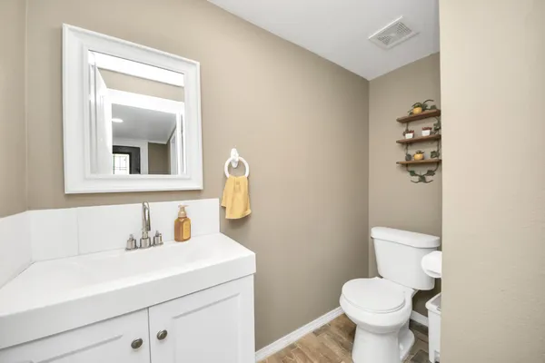 $465,000 | 9832 Providence Road, Needville, TX 77461