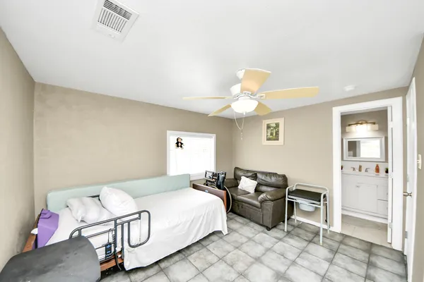 $465,000 | 9832 Providence Road, Needville, TX 77461