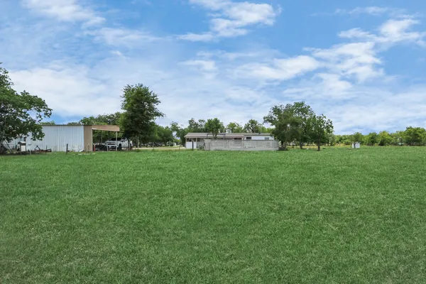 $465,000 | 9832 Providence Road, Needville, TX 77461