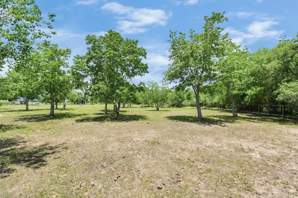 $465,000 | 9832 Providence Road, Needville, TX 77461