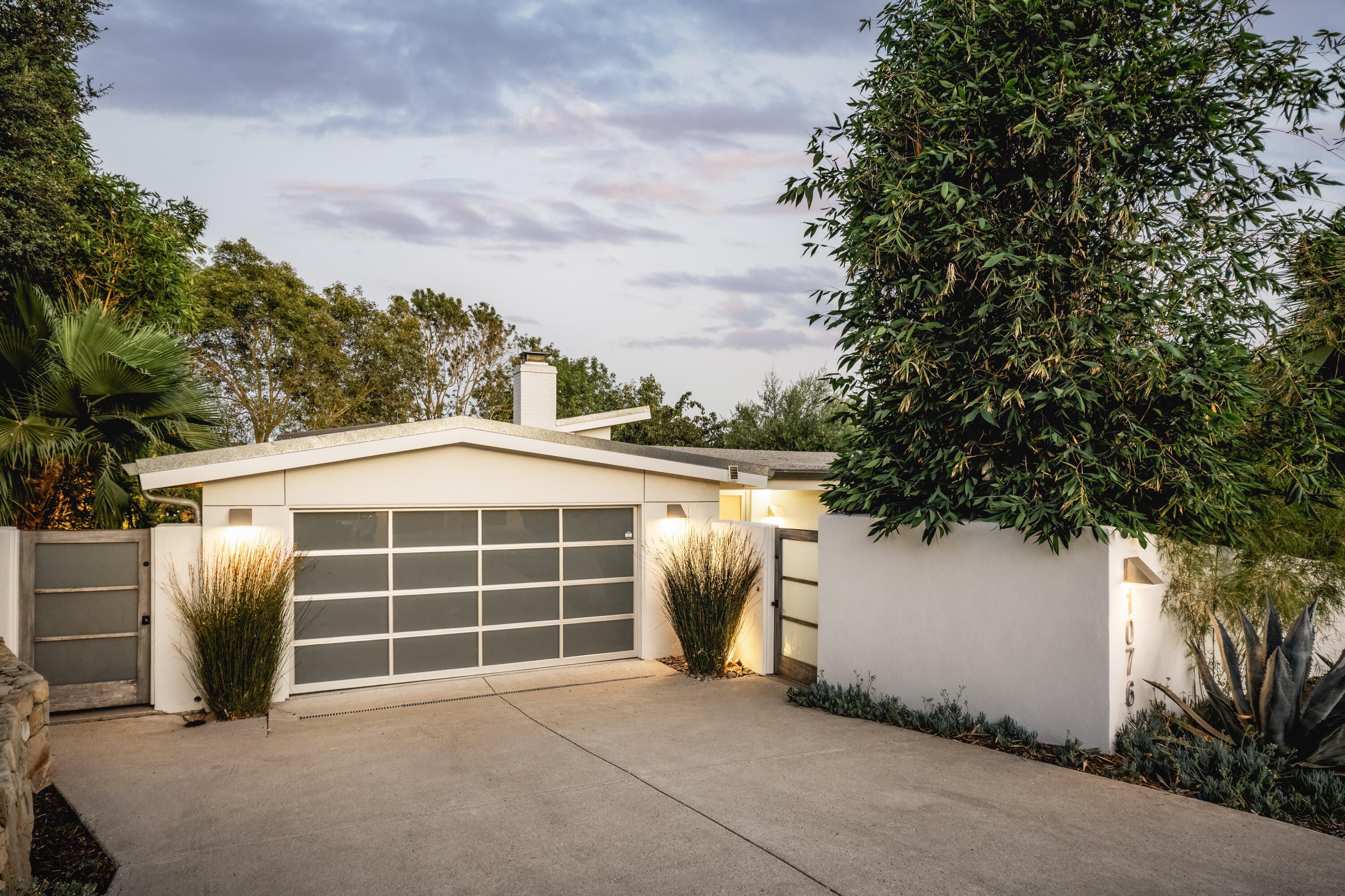 1076 Cheltenham Road Santa Barbara, CA 93105 - Photo 2 of 35 Front Exterior