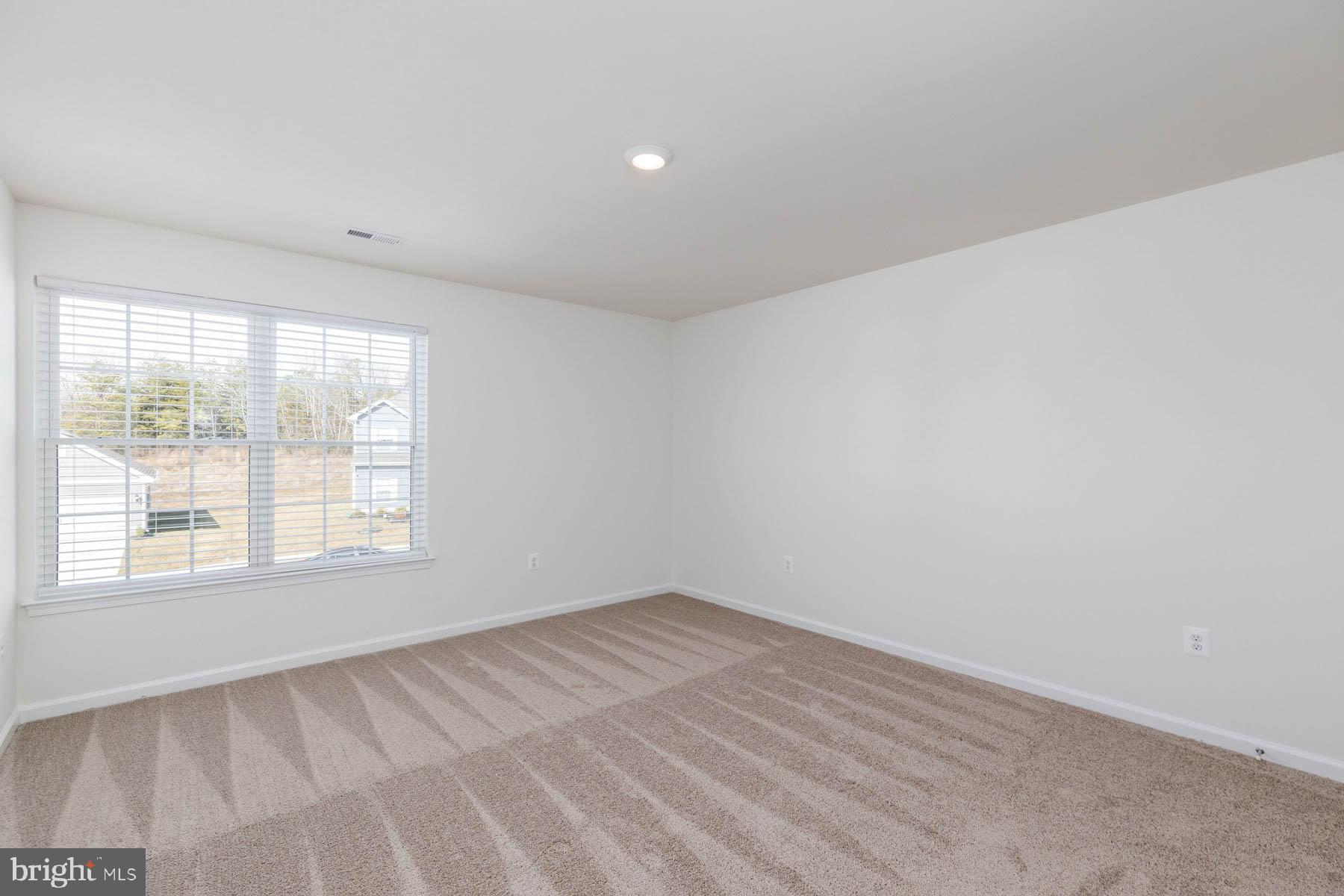 17050 Rollins Road Bowling Green, VA 22427 - Photo 7 of 13 Primary Bedroom