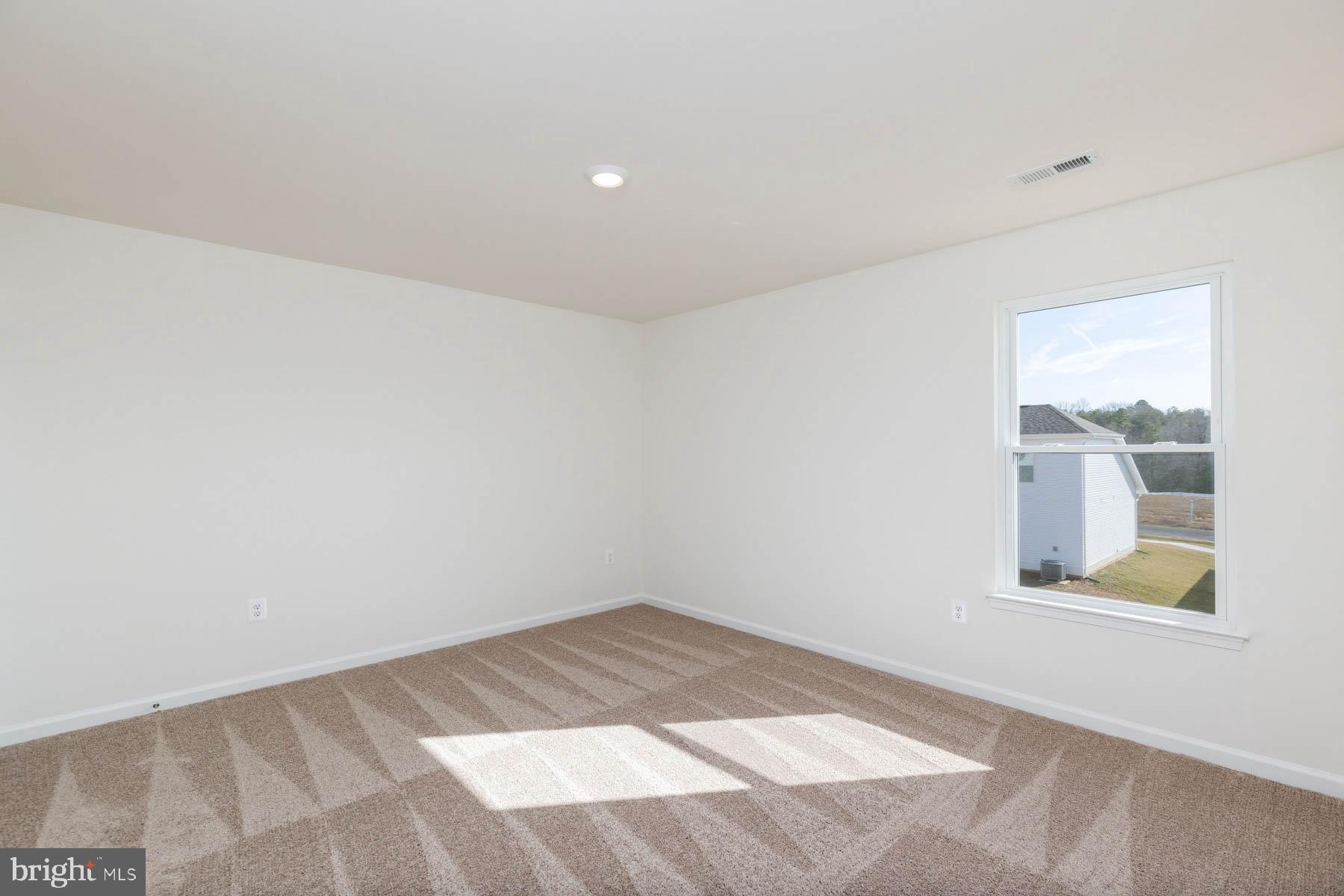 17050 Rollins Road Bowling Green, VA 22427 - Photo 10 of 13 Spare Bedroom