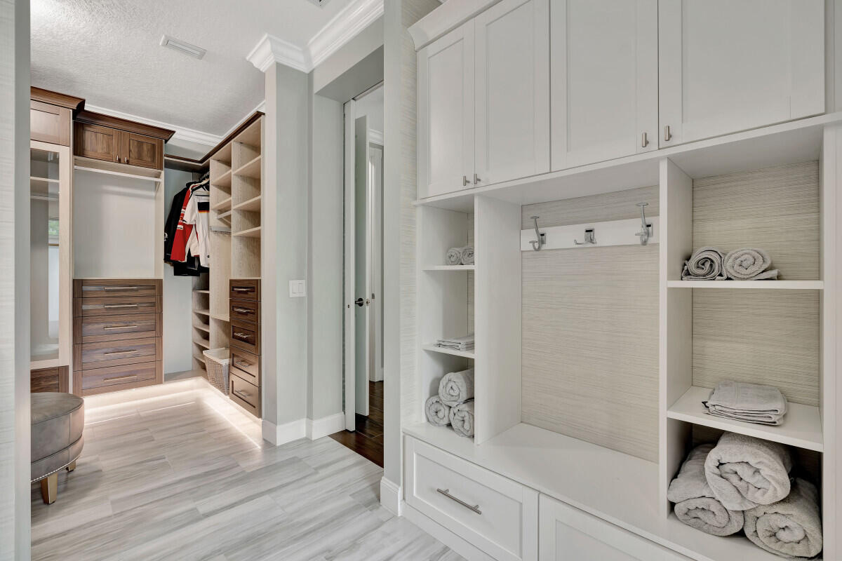 4041 Community Drive Jupiter, FL 33458 - Photo 19 of 36 19