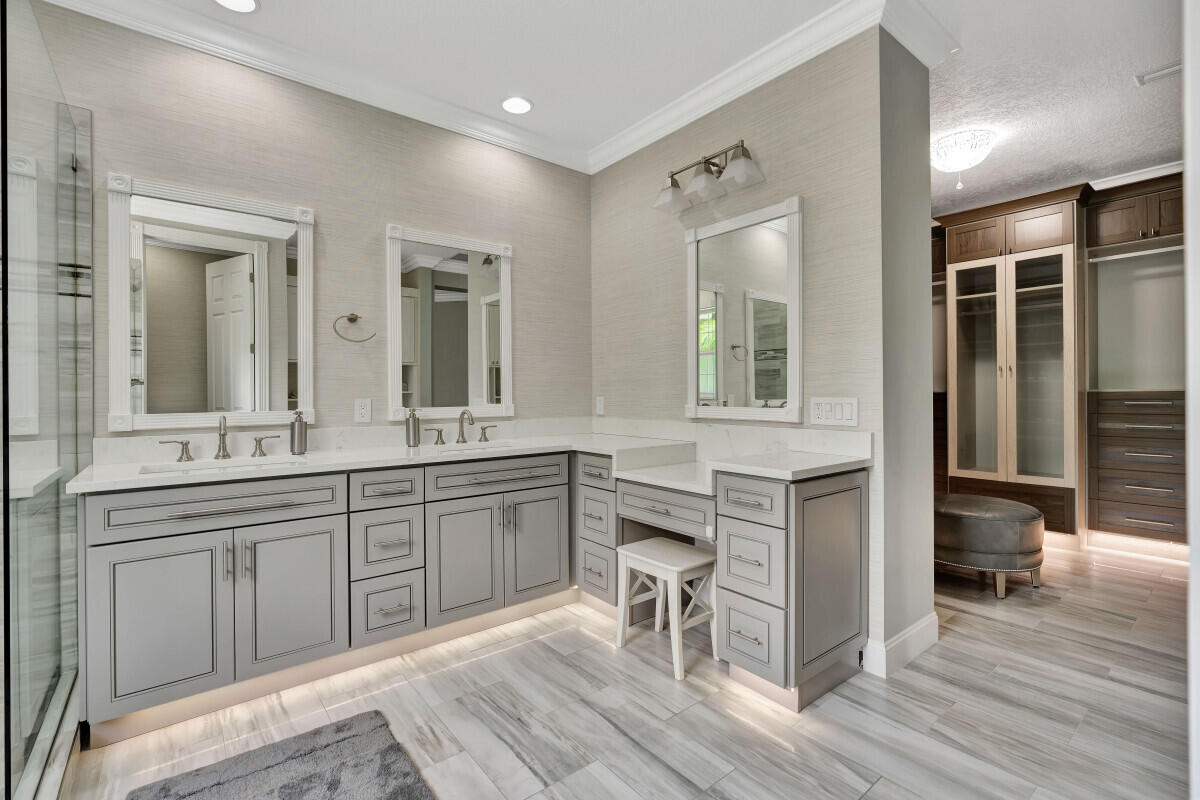 4041 Community Drive Jupiter, FL 33458 - Photo 22 of 36 22